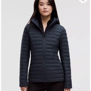Lululemon packable Women's Black/Grey Puffer Jacket
